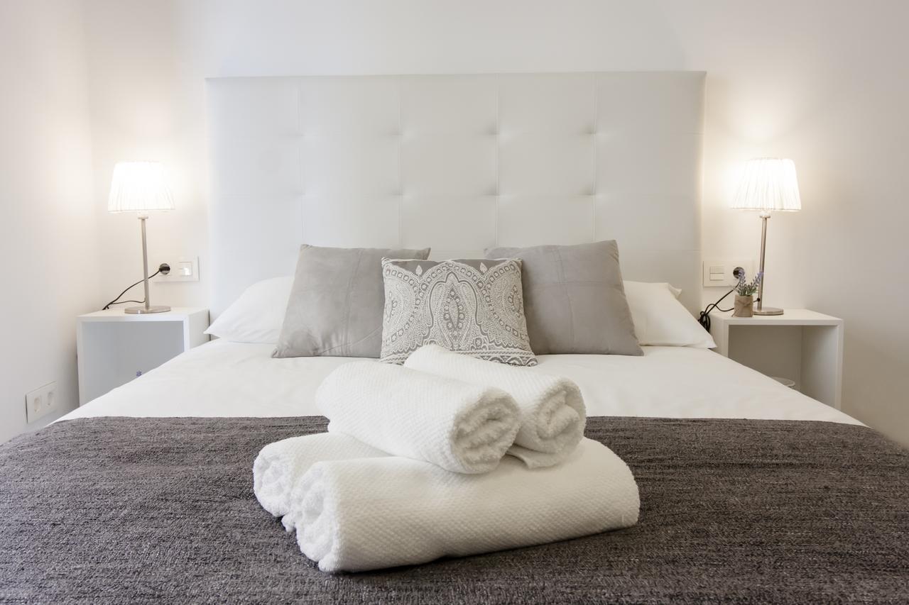 Premium Historic Center & Parking Apartment Malaga Ngoại thất bức ảnh